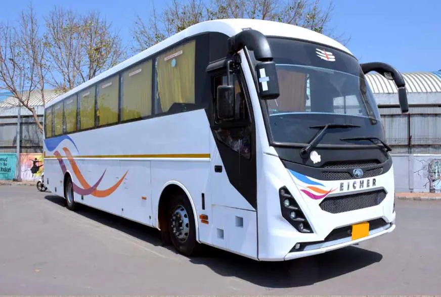 Volvo Bus — 35 to 50 seat coach
